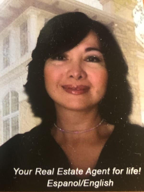 Azucena-Lester-800x600